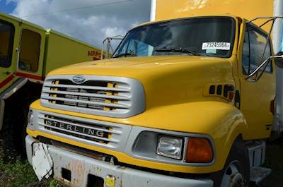 Sterling Acterra Windshield Glass