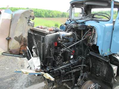 Mack RD688S Windshield Wiper Motor