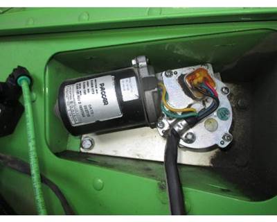 Peterbilt 389 Windshield Wiper Motor