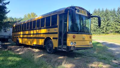 2002 Thomas Built MVP-ER (ENGINE REAR) Bus