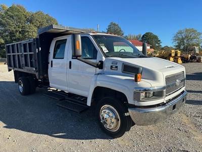 Chevrolet Kodiak C4500 Dump Truck - Duramax, Automatic
