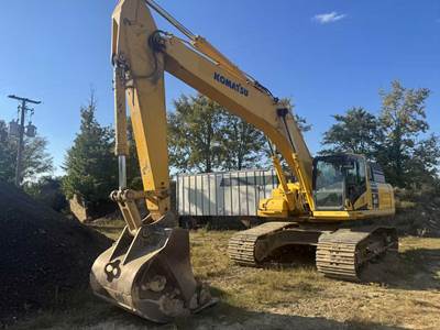 Komatsu PC490LC-11 Excavator
