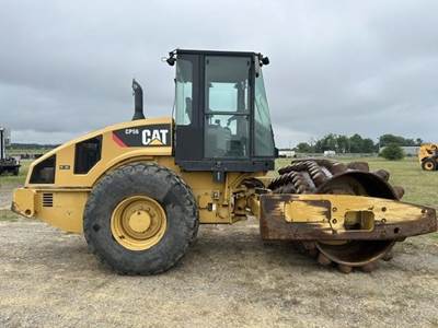 Caterpillar CP56 Padfoot Roller Compactor