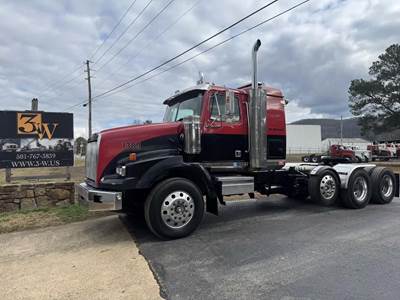 Western Star 4900 Tri Axle Sleeper Semi Truck - Flat Top Sleeper, Detroit 515HP, 18 Speed Manual