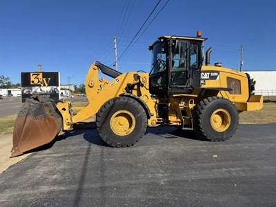 Caterpillar 938M Wheel Loader