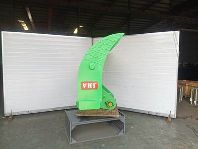 118" Brush Rake for 33 - 55 Tons Excavators. 100mm Pins