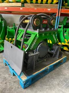 Plate Compactor for Excavator Case 9010-B, CX130, CX135