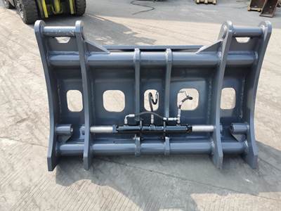 2023 Hydraulic Quick Coupler for Caterpillar CAT966 or Similar Machines.