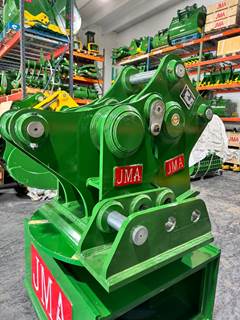 Concrete Pulverizer for 15 - 19 Tons Excavator. 70mm Pins