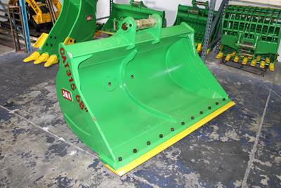 2023 Clean up/ Ditching Bucket 68" Inches for Excavator Caterpillar CAT315 or Similar Machine.