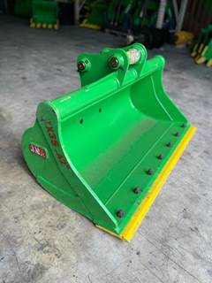 Ditching Clean up Bucket (MUD) 42" inch for Mini Excavator Case CX33, CX37