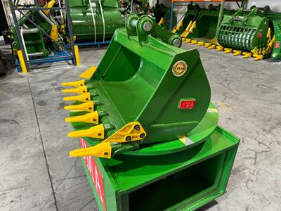 JMA 36" Digging Bucket for 3 - 4.5 Tons Mini Excavators. 38mm Pins