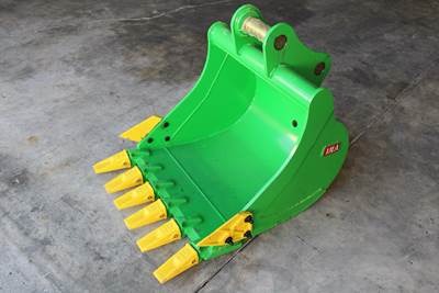 JMA 30" Digging Bucket for 7 - 10 Tons Excavators. 60mm Pins