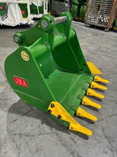 JMA 30" Digging Bucket for Backhoe Loaders. 45mm | 38mm Pins