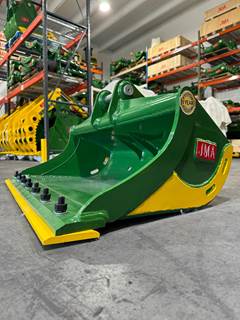 JMA Ditching Bucket 42" fit Hitachi EX35-2, EX40UR, EX30U with 40 MM pins size
