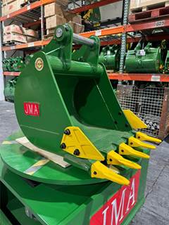 JMA GP Bucket 24" fit Takeuchi TB250, TB260, TB45, TB53FR with 45 MM pins size