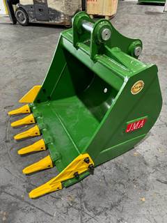 JMA 30” GP Heavy Duty Bucket, specifically for Takeuchi TB180 Excavators