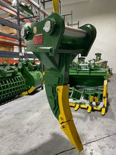 Caterpillar Single Shank Ripper for 336, 330D, 336D, 336D2, 336E, 336F ...