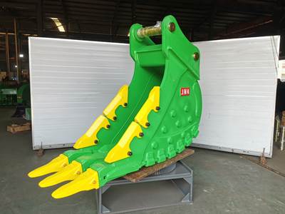 2023 Heavy Duty Rock Bucket 24" inches for Excavator Kobelco SK 350  or Similar Machines.