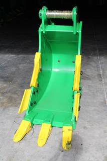 Heavy Duty Rock Bucket 24" inches for Volvo EC240, EC290
