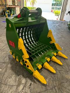 JMA 42" Extreme Heavy Duty Skeleton Rock Bucket for Link belt 160LX, 210LX, 225SA, Z700, Z800 Excavators