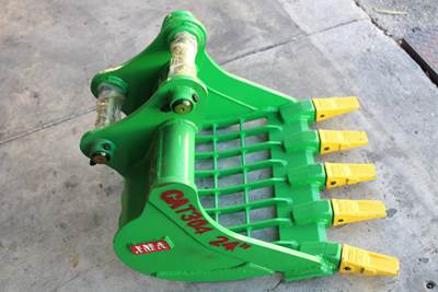 2023 Skeleton Bucket With Teeth 24" Inches for Excavator Caterpillar CAT304 or Similar Machine.