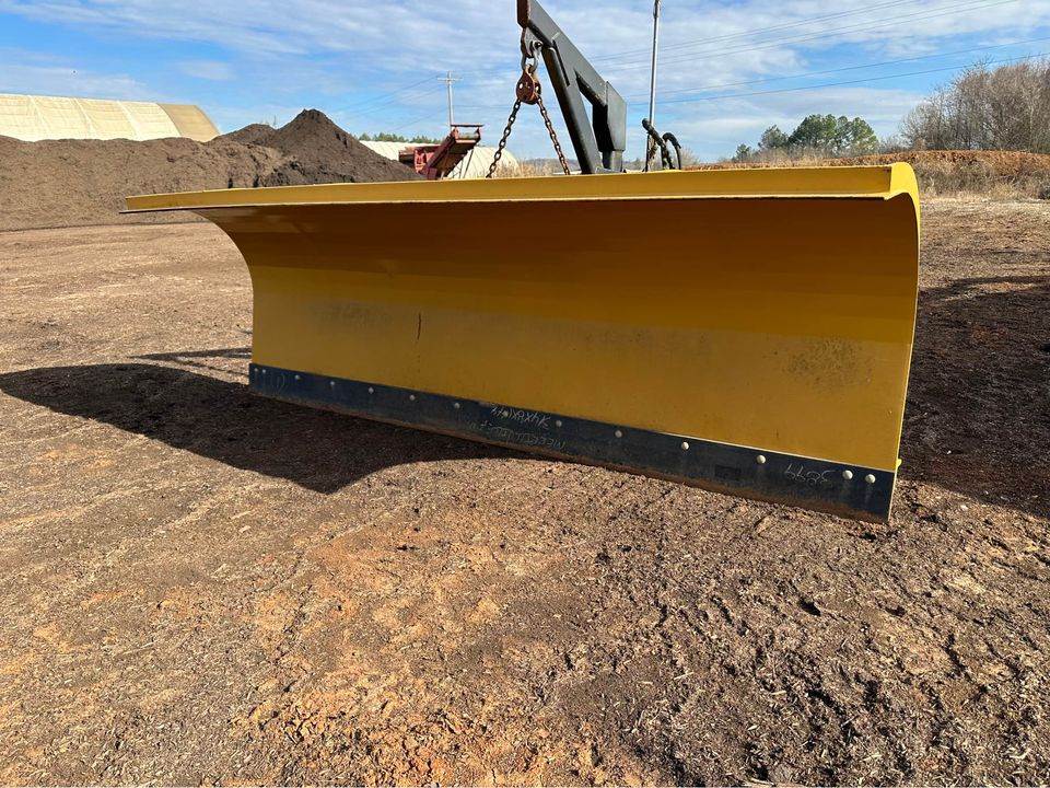 Flink Snow Plow for CAT IT28 Style Machines Wheel Loaders For Sale