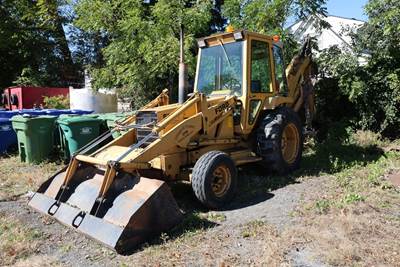 1986 Ford 655A Backhoe