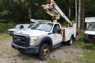 2015 Ford F-450 Boom / Bucket Truck