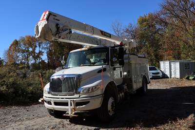 2017 International DuraStar 4400 Boom / Bucket Truck