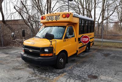2014 Chevrolet 3500 Cutaway Bus