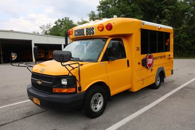 2016 Chevrolet 3500 Cutaway Bus