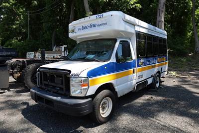 2017 Ford E-350 Bus