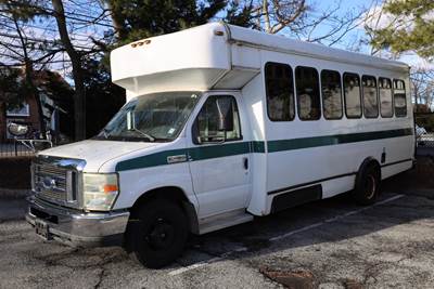2008 Ford E-Series Bus