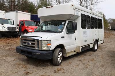 2011 Ford E-Series Bus