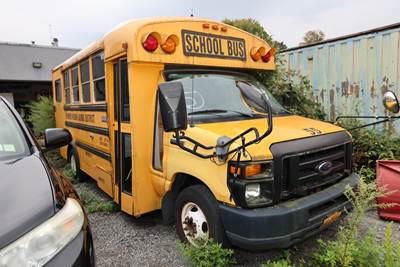 2010 Ford E-Series Bus
