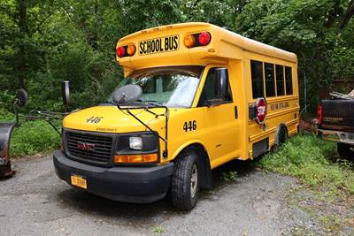 2014 GMC Savana Bus