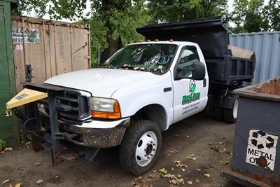 2002 Ford F-550 Cab & Chassis Truck