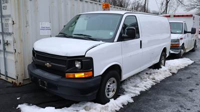 2017 Chevrolet 3500 Cargo Van