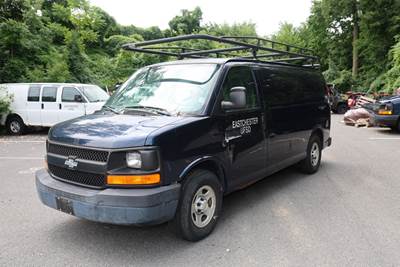2005 Chevrolet Express Cargo Van
