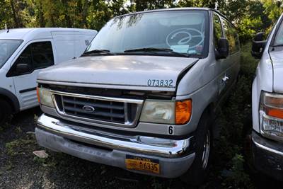 2003 Ford E-350 Cargo Van