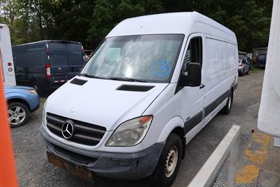 2012 Mercedes-Benz 2500 Cargo Van