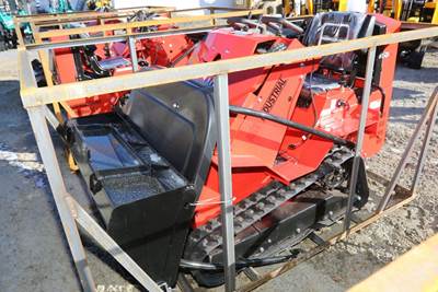 2026 AGT SDA-140T Crawler Loader