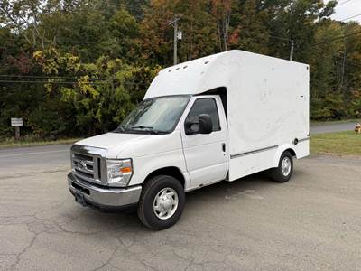 2014 Ford E350 Cutaway Box Truck