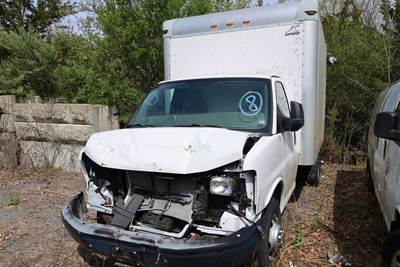 2014 GMC Savana Box Truck