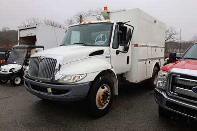 2009 International DuraStar 4300 Box Truck