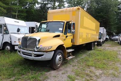 2007 International DuraStar 4300 Box Truck