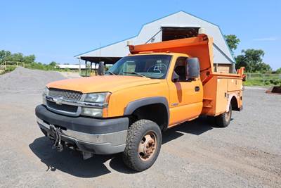 2003 Chevrolet Silverado 3500 Dump Truck
