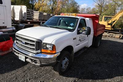2001 Ford F-550 Dump Truck