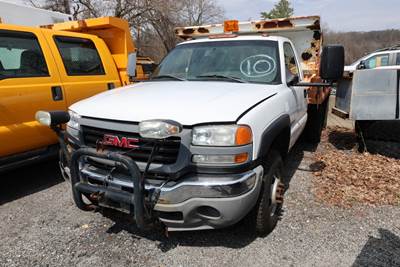 2006 GMC Sierra Dump Truck